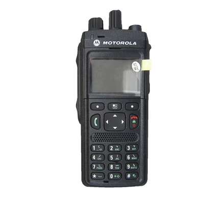 Купить 16 каналов памяти для портативной радиостанции Motorola VHF, UHF, обеспечивающей эффективную связь онлайн изготовление